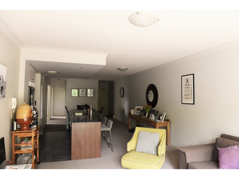 24/2 Geraldton Drive, Varsity Lakes QLD 4227