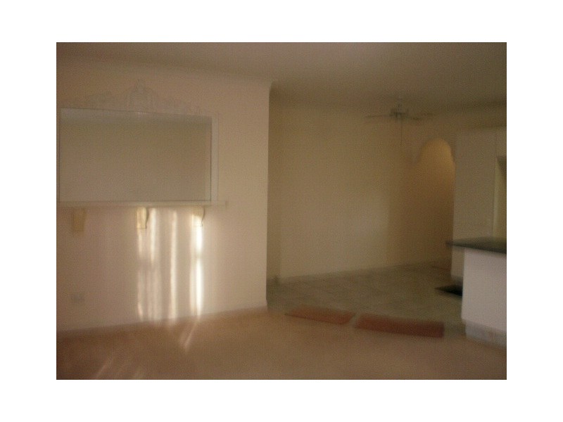 1-112 STANHILL ROAD, Chevron Island QLD 4217