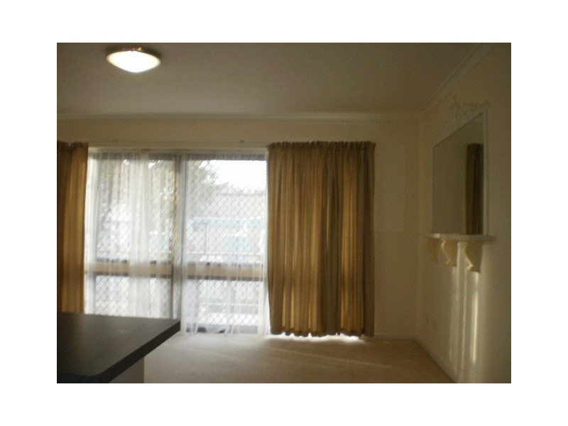 1-112 STANHILL ROAD, Chevron Island QLD 4217