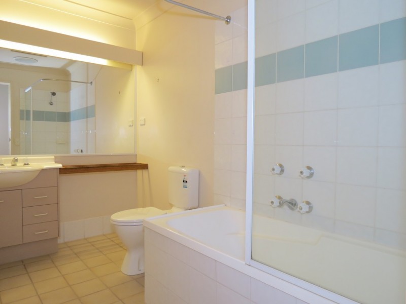 7/179 COOMBABAH ROAD, Runaway Bay QLD 4216