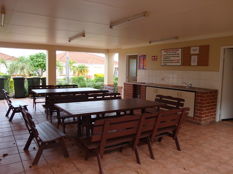 2/8 Manor Street, Eight Mile Plains QLD 4113