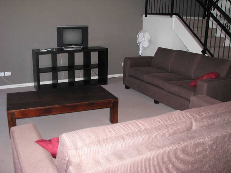 37/2 Geradlton Drive, Varsity Lakes QLD 4227