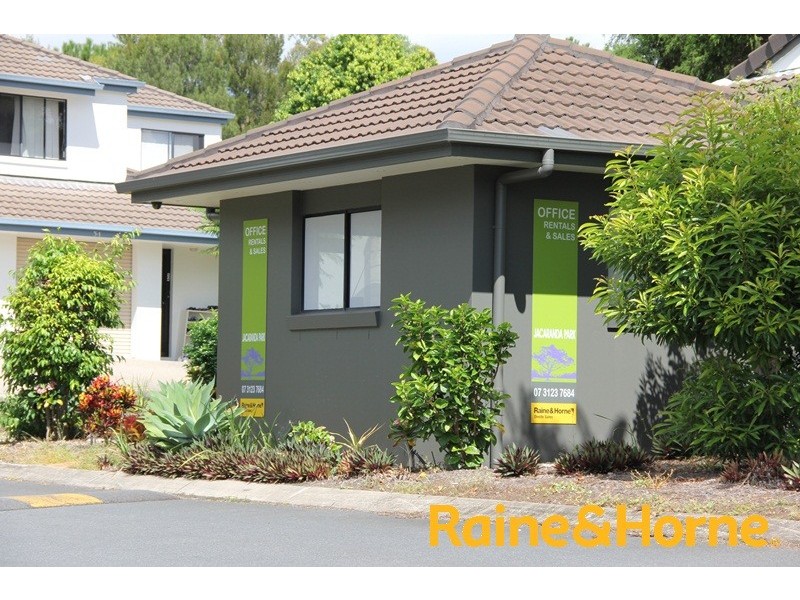 15 Violet Close, Eight Mile Plains QLD 4113