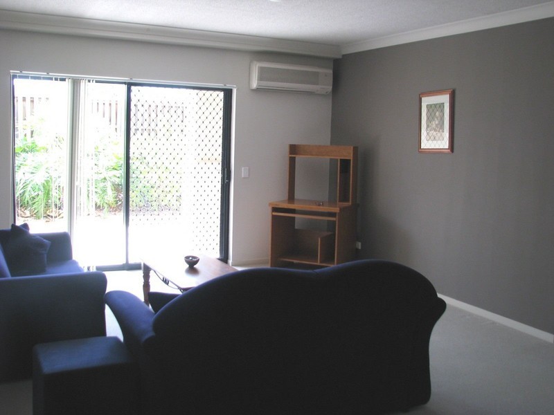 19/2 Geraldton Drive, Varsity Lakes QLD 4227