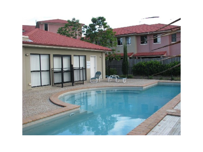 19/2 Geraldton Drive, Varsity Lakes QLD 4227