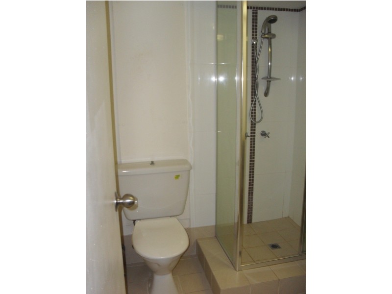 404 / 2 Barney Street, Southport QLD 4215