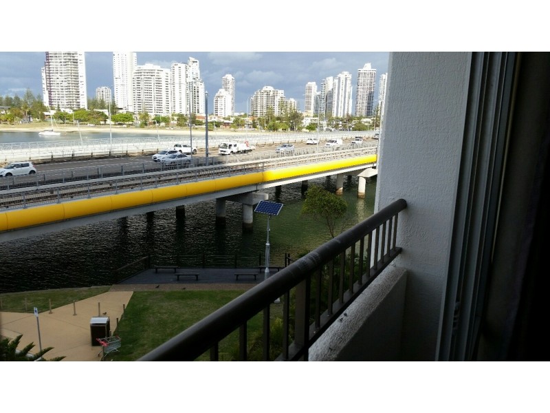 409 / 2 Barney Street, Southport QLD 4215