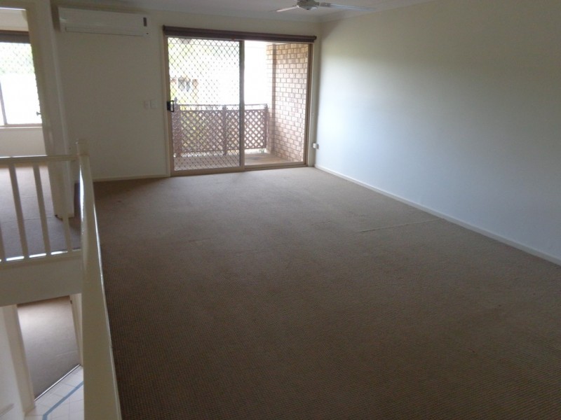 6-10 Bourton Rd, Merrimac QLD 4226