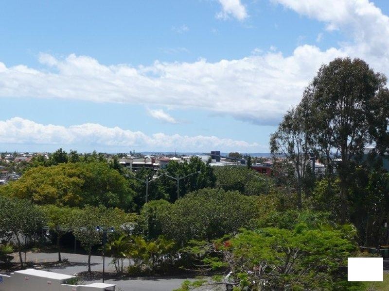 32H Middle Street, Cleveland QLD 4163