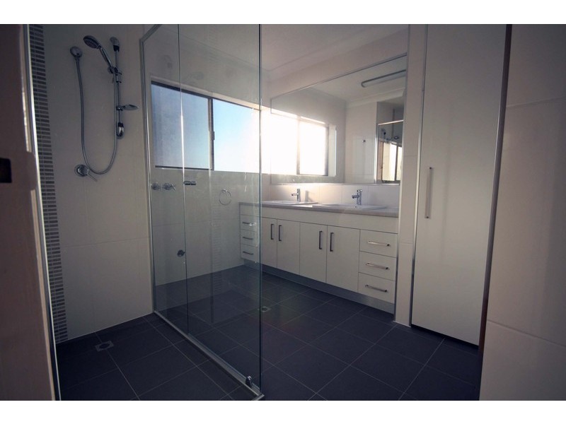 1/148 Main Street, Wellington Point QLD 4160