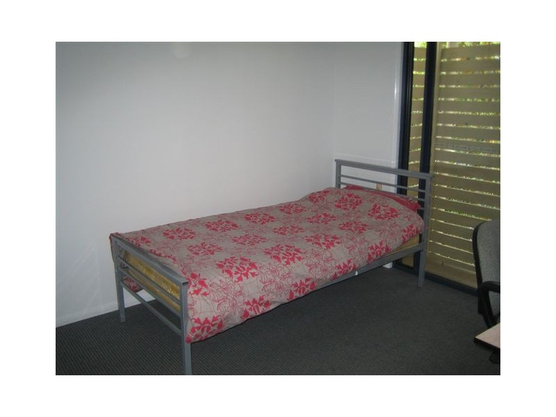 3/93A Scott Road, Herston QLD 4006