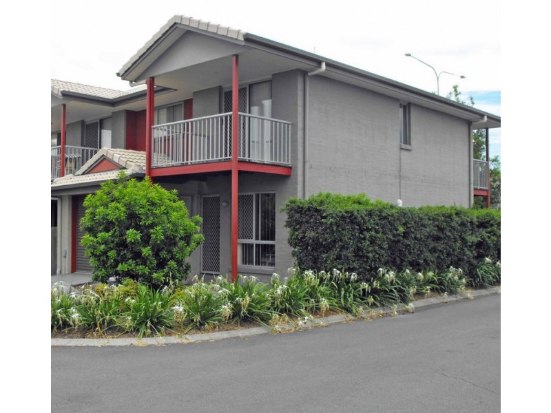 19 / 6 University Drive, Meadowbrook QLD 4131