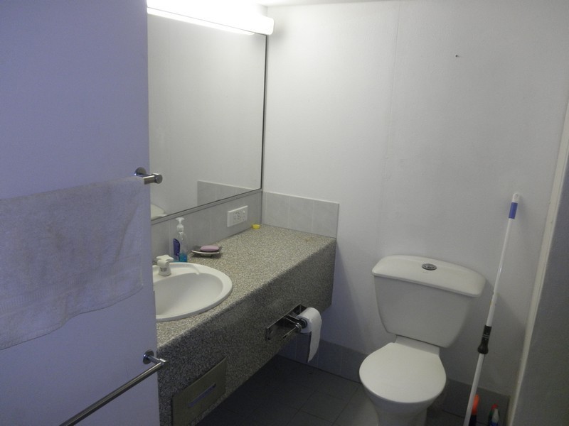 616/2 Barney Street, Southport QLD 4215