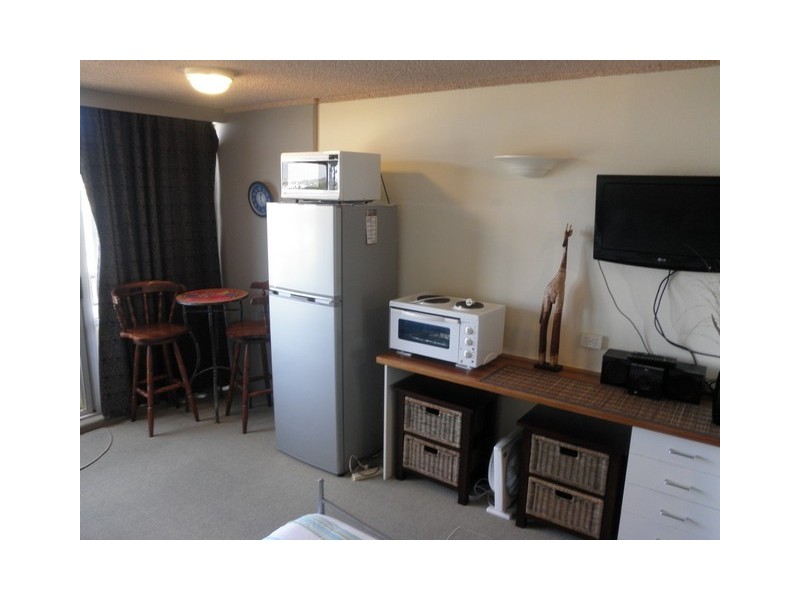 410 / 2 Barney Street, Southport QLD 4215