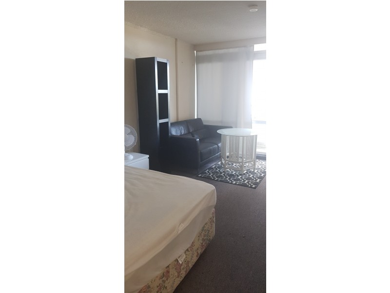 305 / 2 Barney Street, Southport QLD 4215