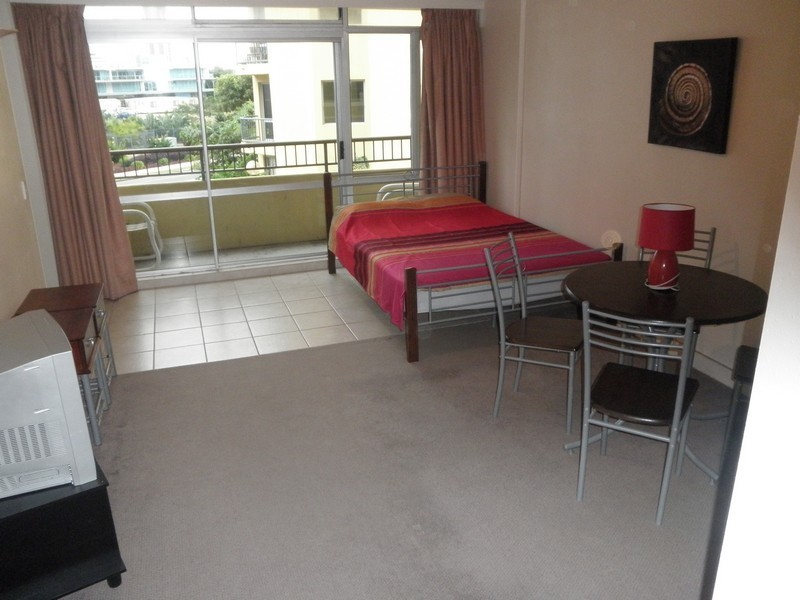 203 / 2 Barney Street, Southport QLD 4215