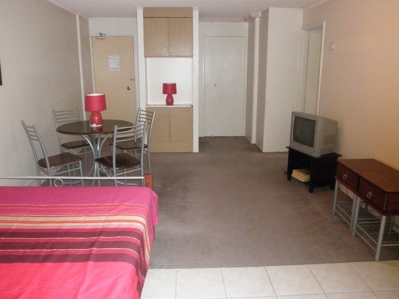 203 / 2 Barney Street, Southport QLD 4215