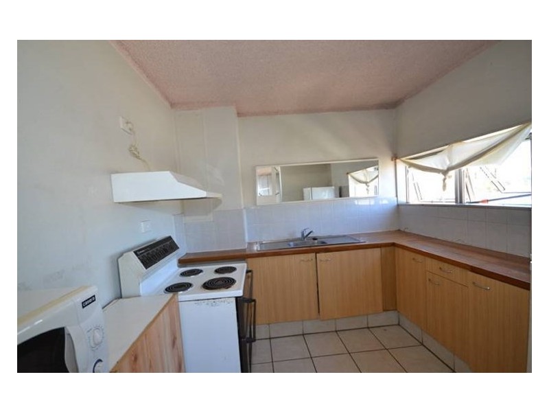 206 /2 Barney Street, Southport QLD 4215