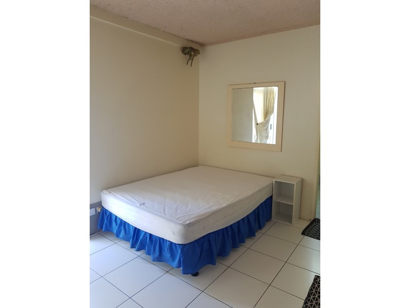 101 / 2 Barney Street, Southport QLD 4215