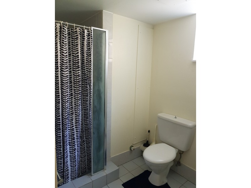 101 / 2 Barney Street, Southport QLD 4215