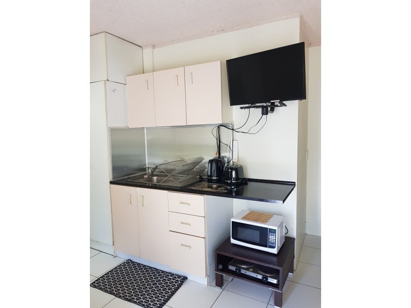 101 / 2 Barney Street, Southport QLD 4215