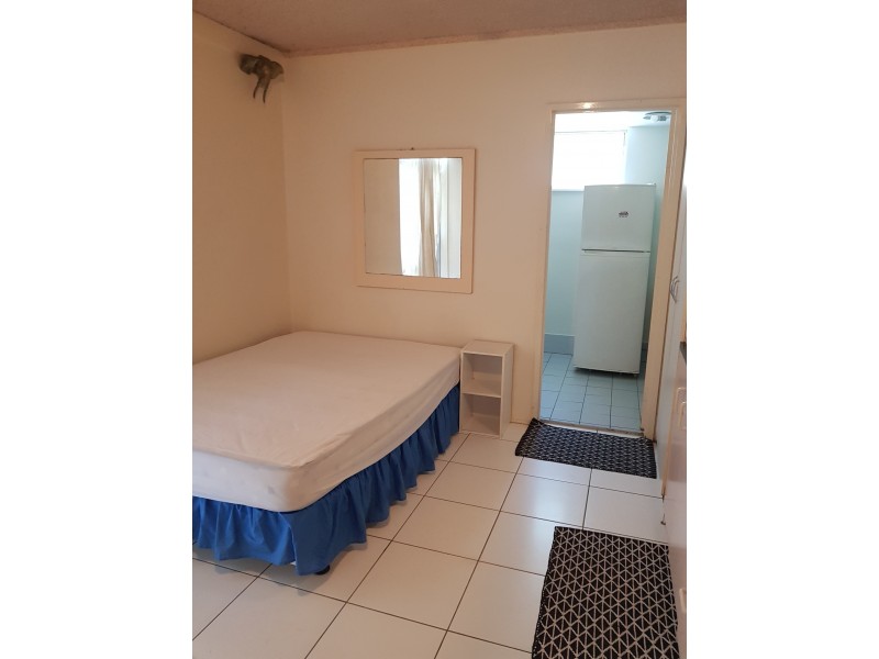 101 / 2 Barney Street, Southport QLD 4215