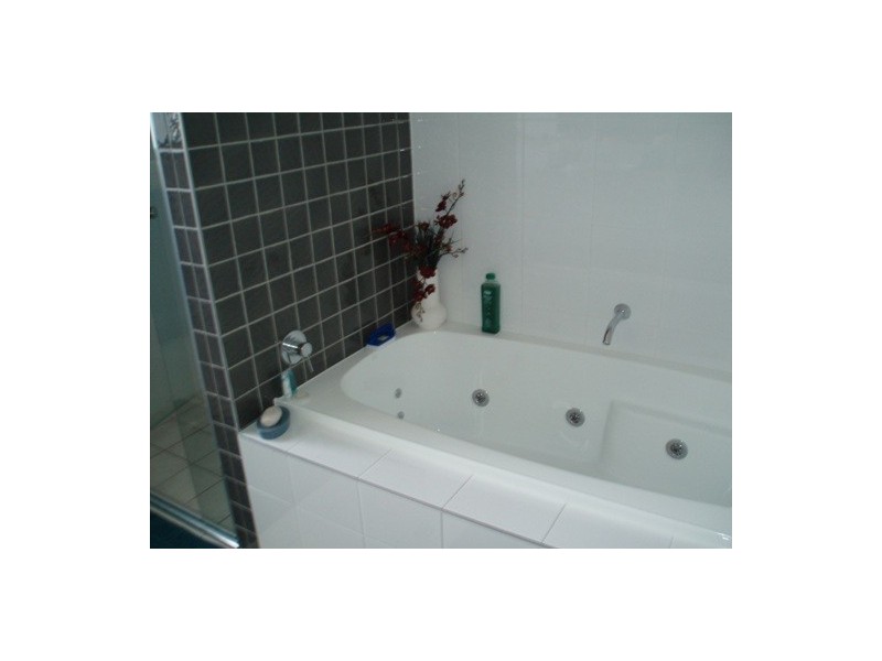 181 Lae Drive, Runaway Bay QLD 4216