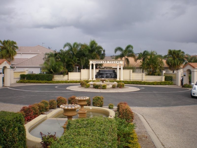 2 Ghilgai Road, Merrimac QLD 4226