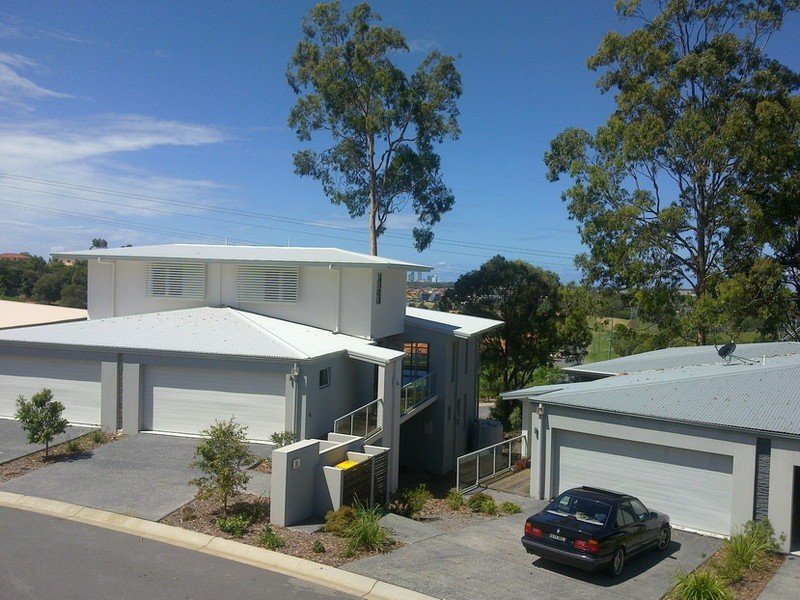 45 Lancashire Drive, Mudgeeraba QLD 4213