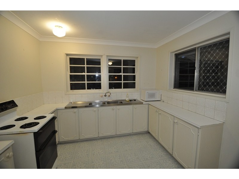 703 Moggill, Chapel Hill QLD 4069