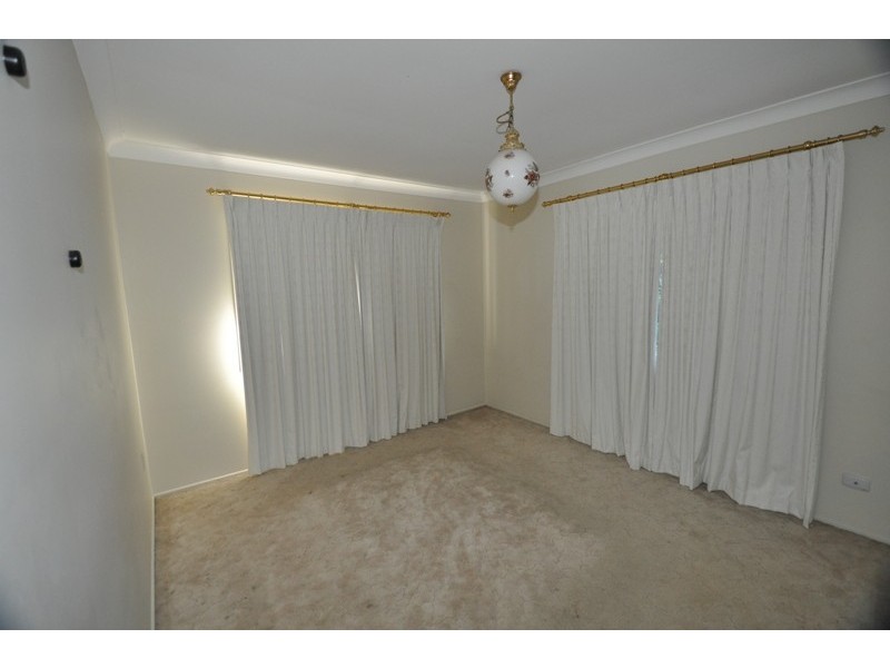 703 Moggill, Chapel Hill QLD 4069