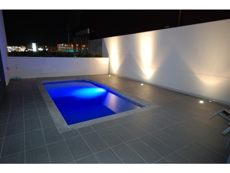 42E/129 Laver Drive, Robina QLD 4226