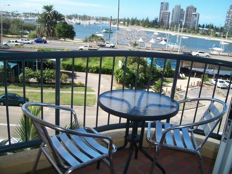 216 / 2 Barney Street, Southport QLD 4215