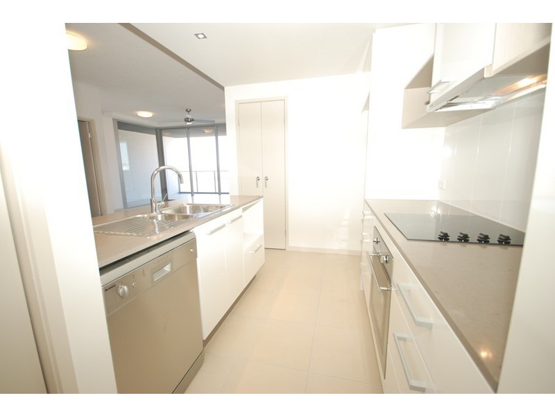81B/133 Laver Drive, Robina QLD 4226