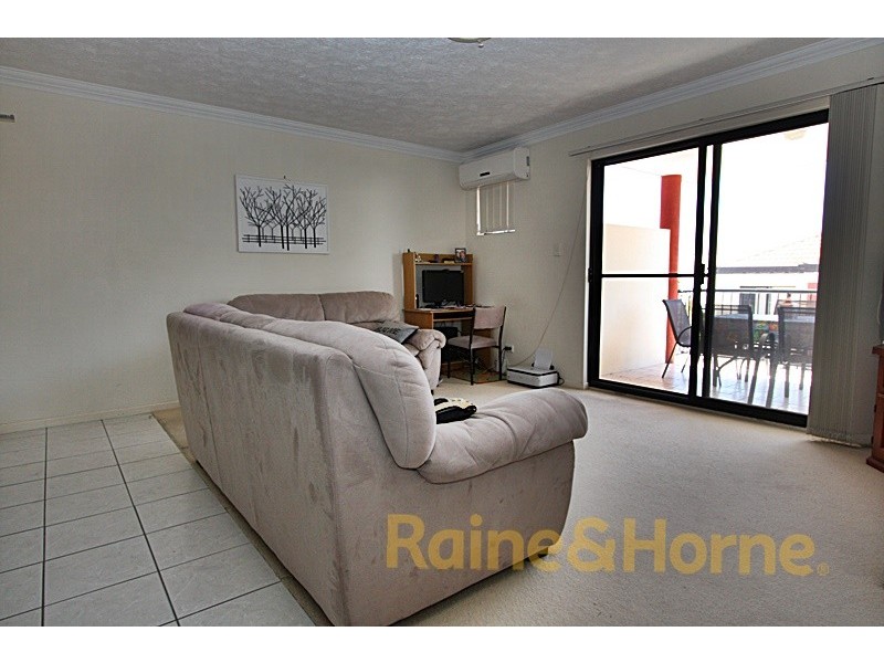 15 Dansie Street, Greenslopes QLD 4120