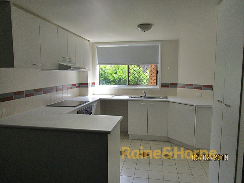 6-10 Bourton Rd, Merrimac QLD 4226