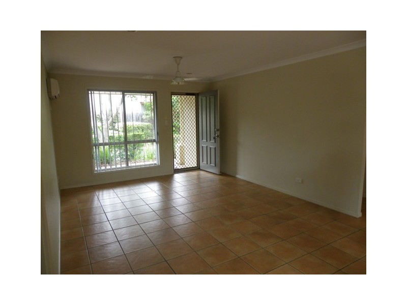 25 Buckingham Place, Eight Mile Plains QLD 4113