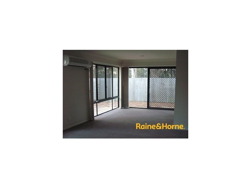 15 Violet Close, Eight Mile Plains QLD 4113