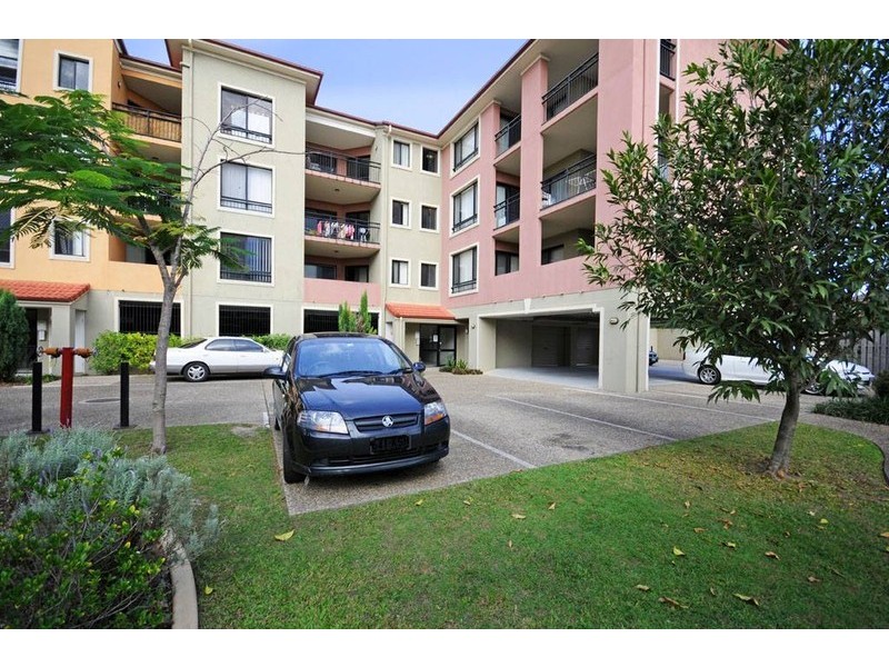 35/2 Geraldton Drive, Varsity Lakes QLD 4227