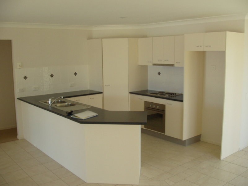 3 Bos Dr, Coomera QLD 4209