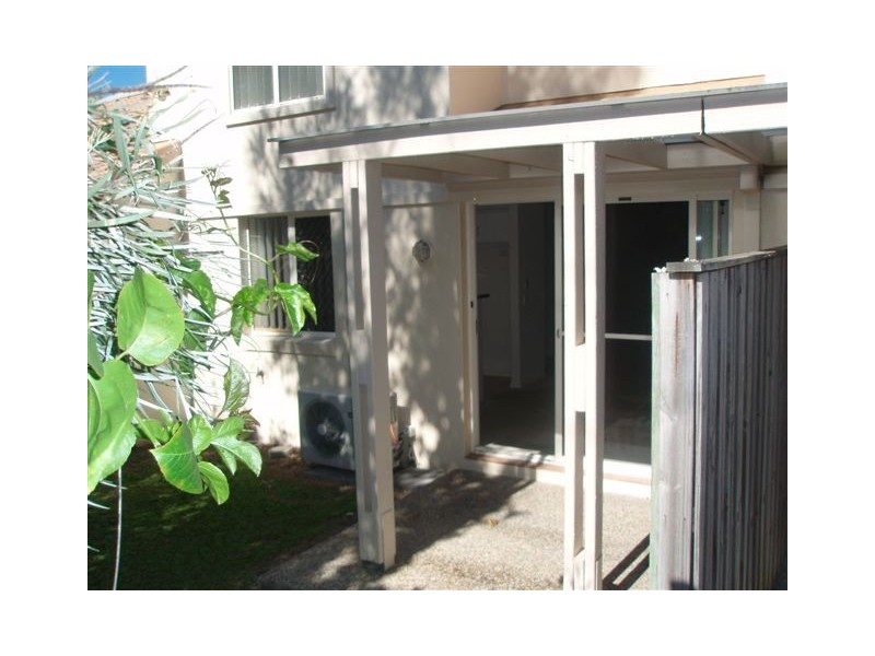 2 Ghilgai rd, Merrimac QLD 4226