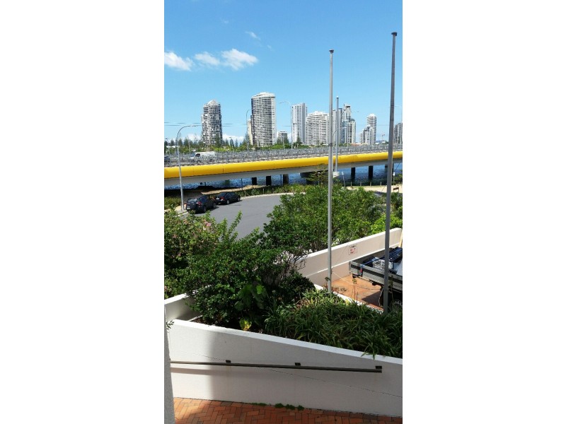 212 / 2 Barney Street, Southport QLD 4215