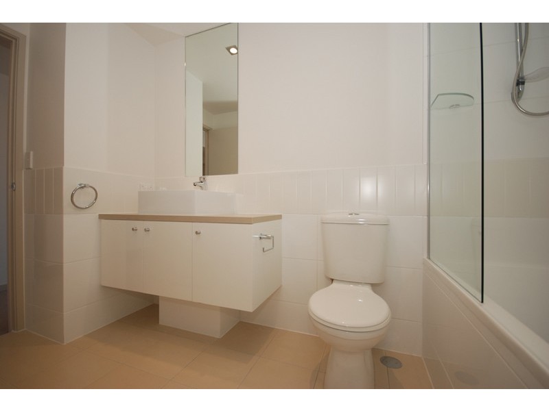 22A/129 Laver Drive, Robina QLD 4226