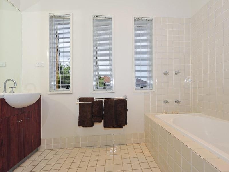 1 Rosewood Place, Murarrie QLD 4172