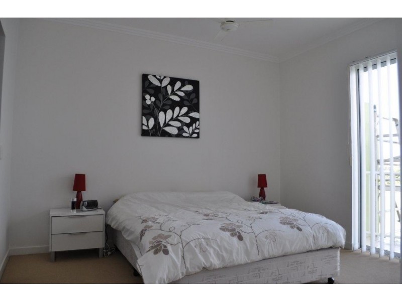 39/98 University Drive, Varsity Lakes QLD 4227