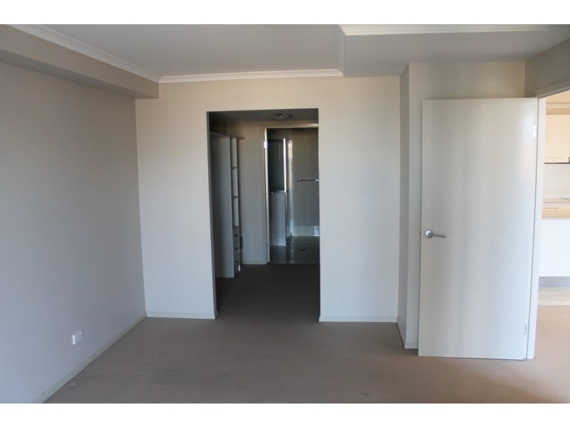 141c Shore Street West, Cleveland QLD 4163