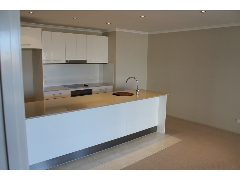 141c Shore Street West, Cleveland QLD 4163