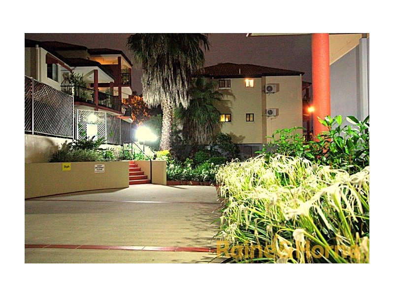 15 Dansie Street, Greenslopes QLD 4120