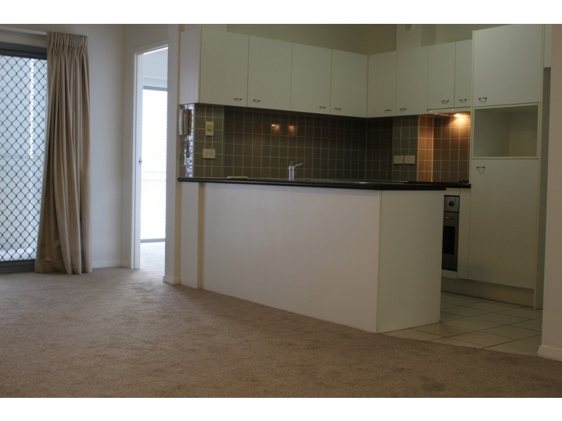 17 28 Belgrave Road, Indooroopilly QLD 4068