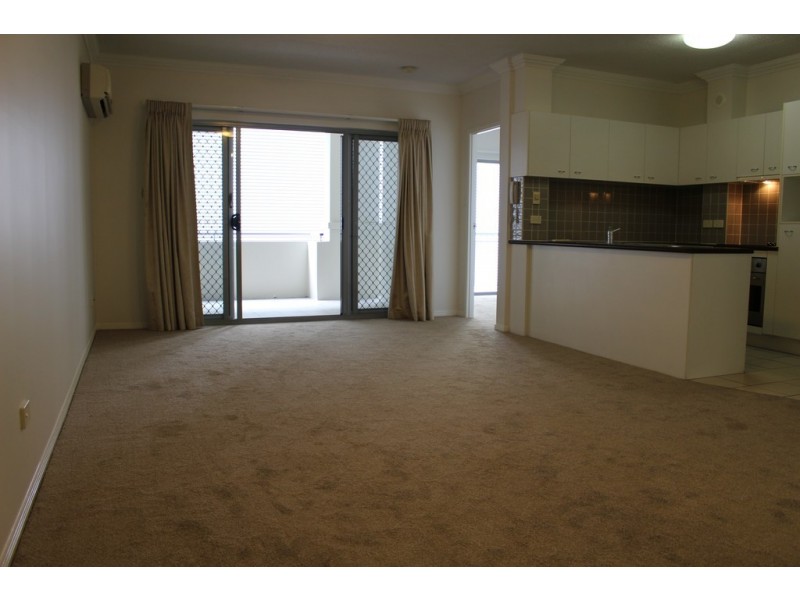 17 28 Belgrave Road, Indooroopilly QLD 4068